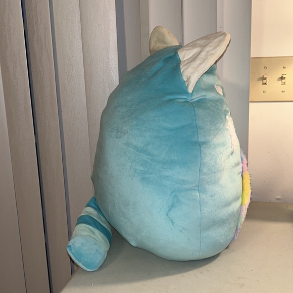 Squishmallow Vanessa the Red Panda Plush Toy Stuffed Animal 16" Inch - Picture 7 of 7